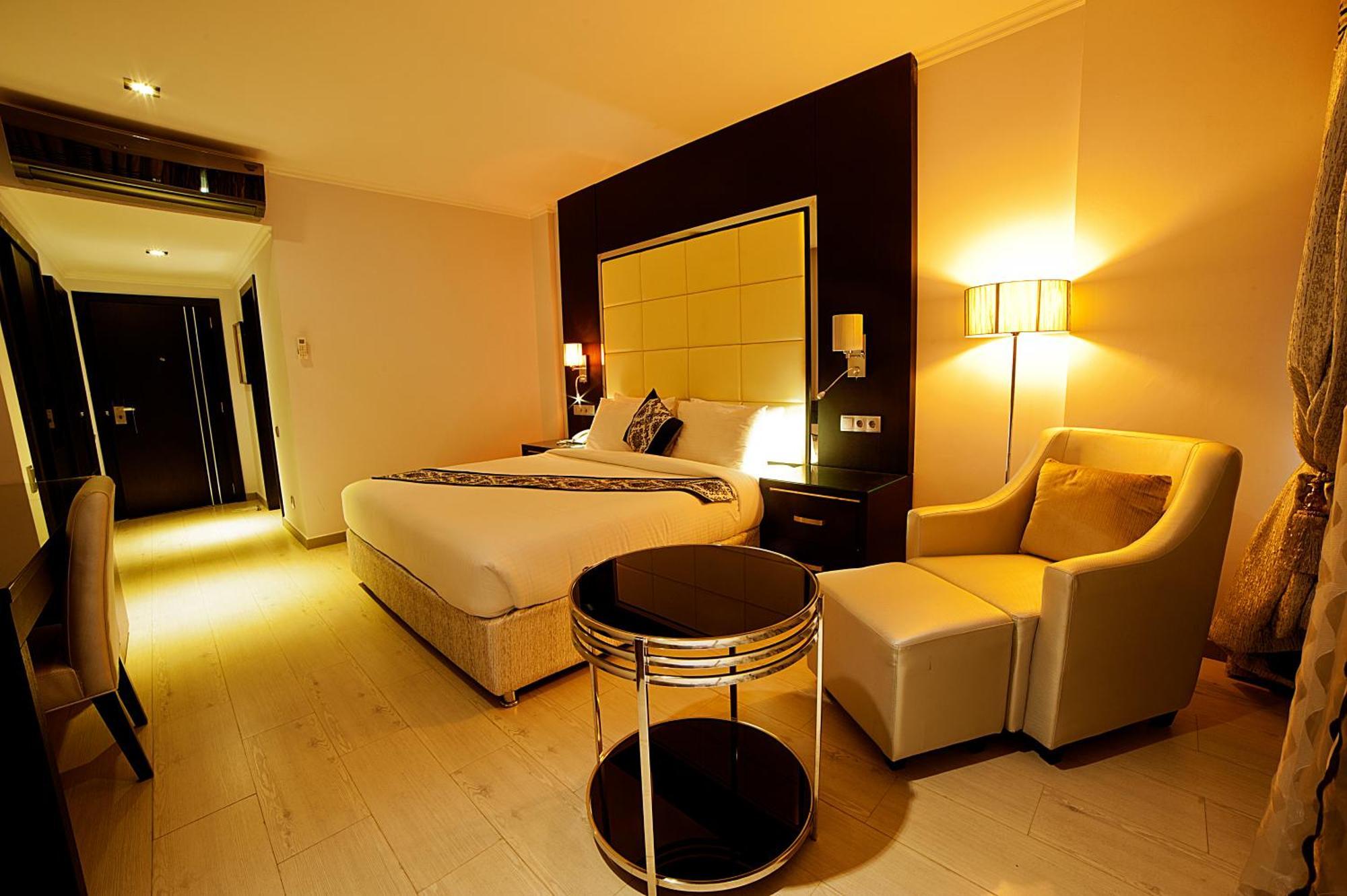 New Hotel-นัมปูลา ภายนอก รูปภาพ